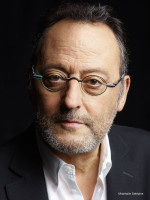 ソロパフォーマンス『らくだ』上演するジャン・レノ