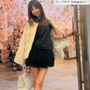 ほしのあき、ソロショット　※「ほしのあき」Instagram