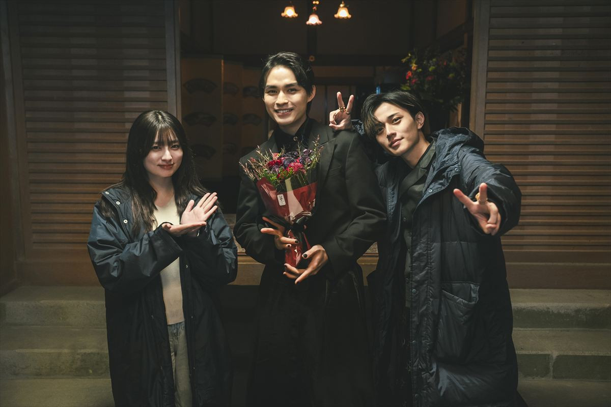 「King ＆ Princeをやっていて良かった」『鬼の花嫁』永瀬廉＆吉川愛クランクアップ！