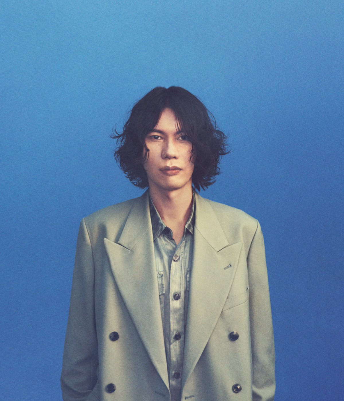 米津玄師 「烏」アーティスト写真