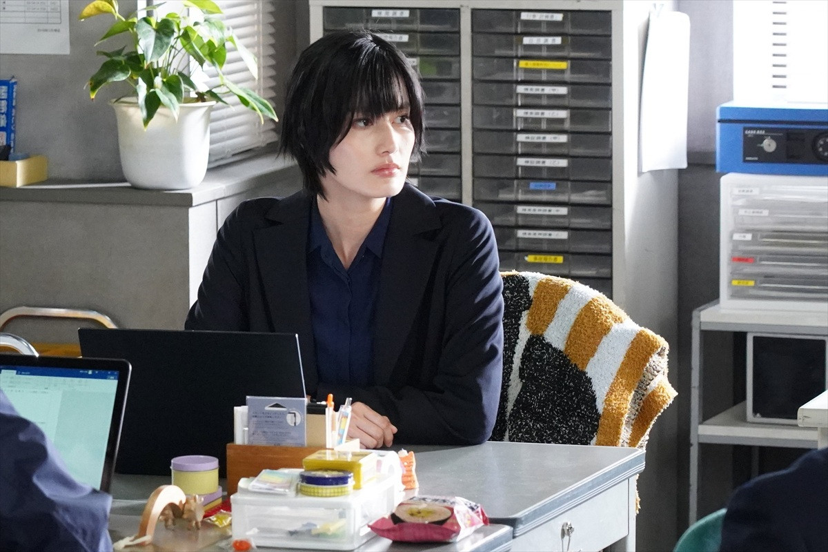 佐藤二朗＆橋本愛が“秘密”を抱えた刑事夫婦に　考察ミステリードラマ『夫婦別姓刑事』今夜スタート