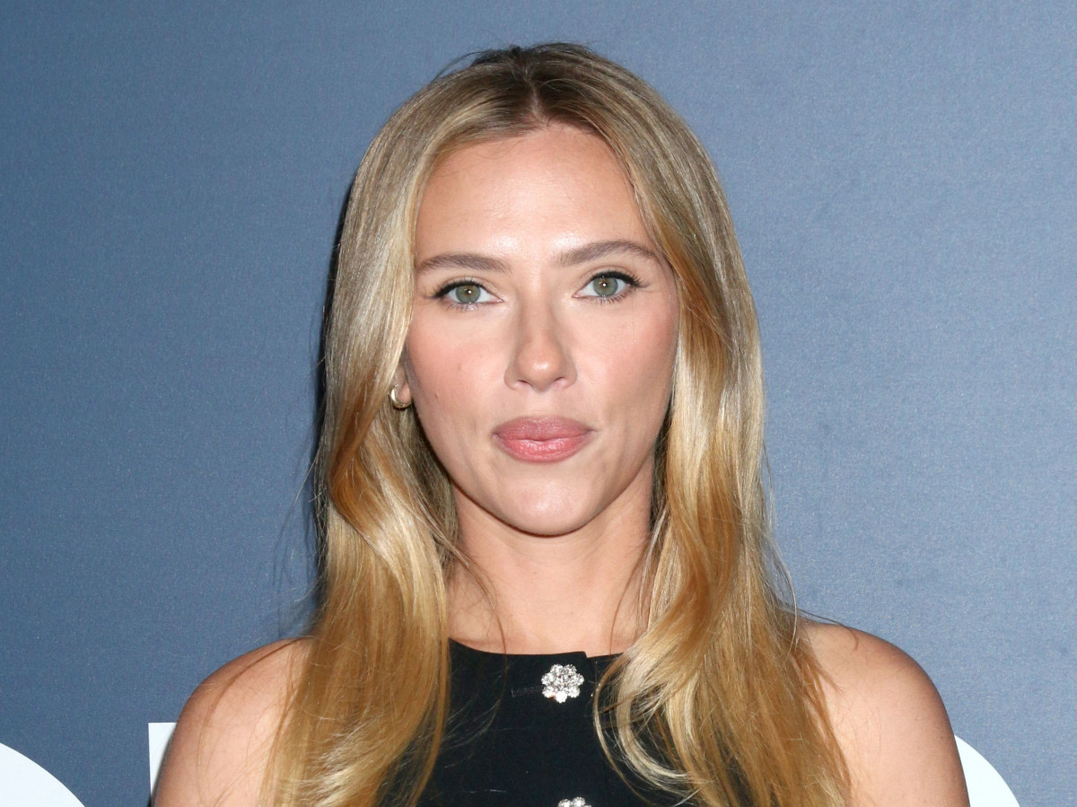 スカーレット・ヨハンソン、2000年代初頭は若い女優が外見を理由に批判されることが社会的に容認されていた