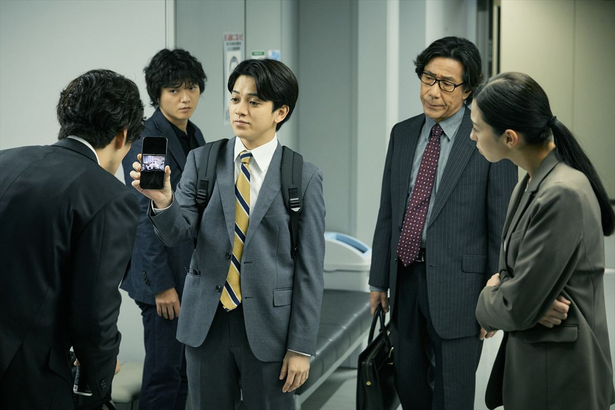 岡田将生×染谷将太、兄弟役で両親殺害事件の犯人を追うクライムサスペンス『田鎖ブラザーズ』今夜スタート！