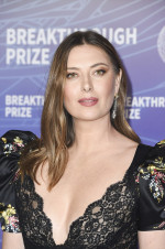 第12回ブレイクスルー賞授賞式に出席したマリア・シャラポワ