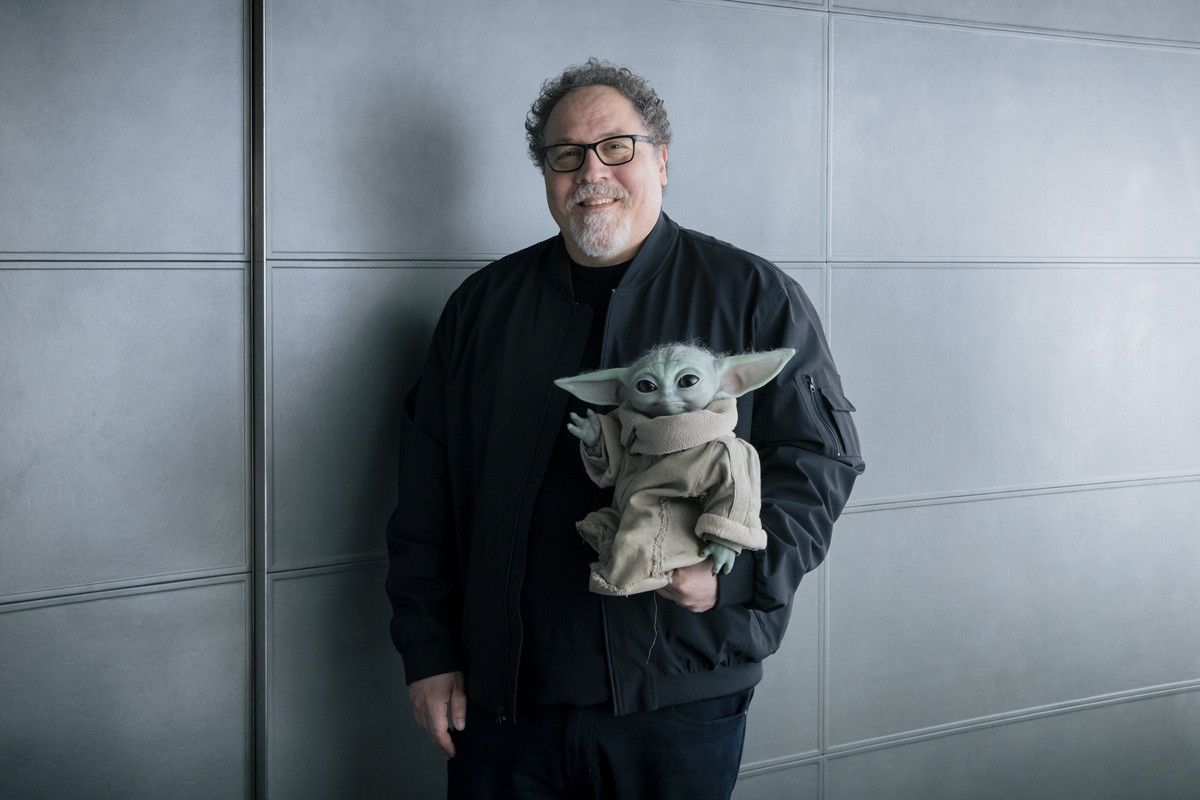 映画『マンダロリアン』OPクレジットを採用した理由　『SW』で初の試み＜ジョン・ファヴロー監督インタビュー＞