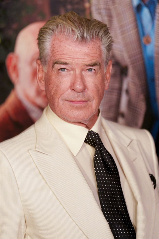 ピアース・ブロスナンが73歳に