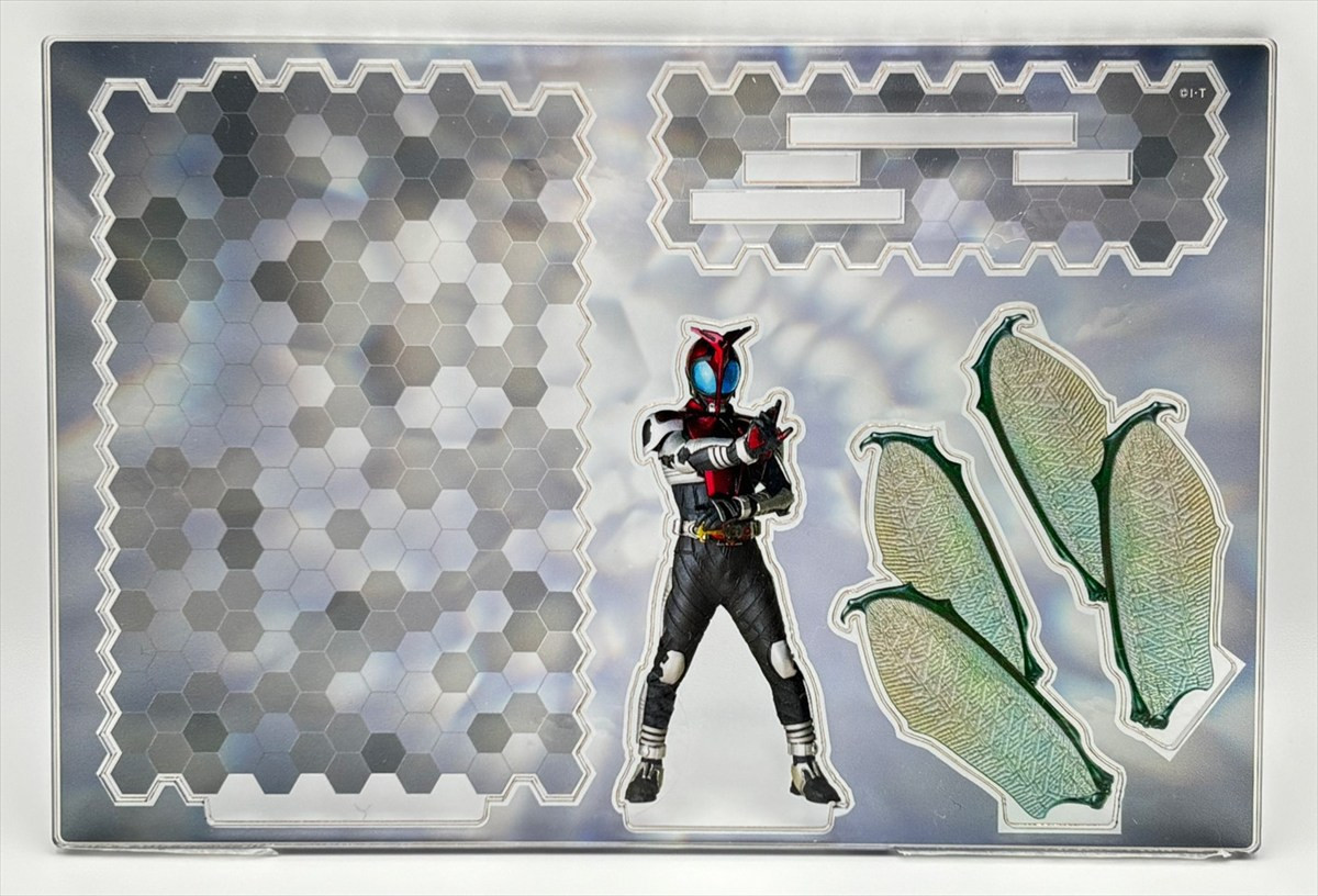 Vシネ『仮面ライダーカブト 20th』ゲストキャストに荒木飛羽、小寺結花、馬場ふみかが登場