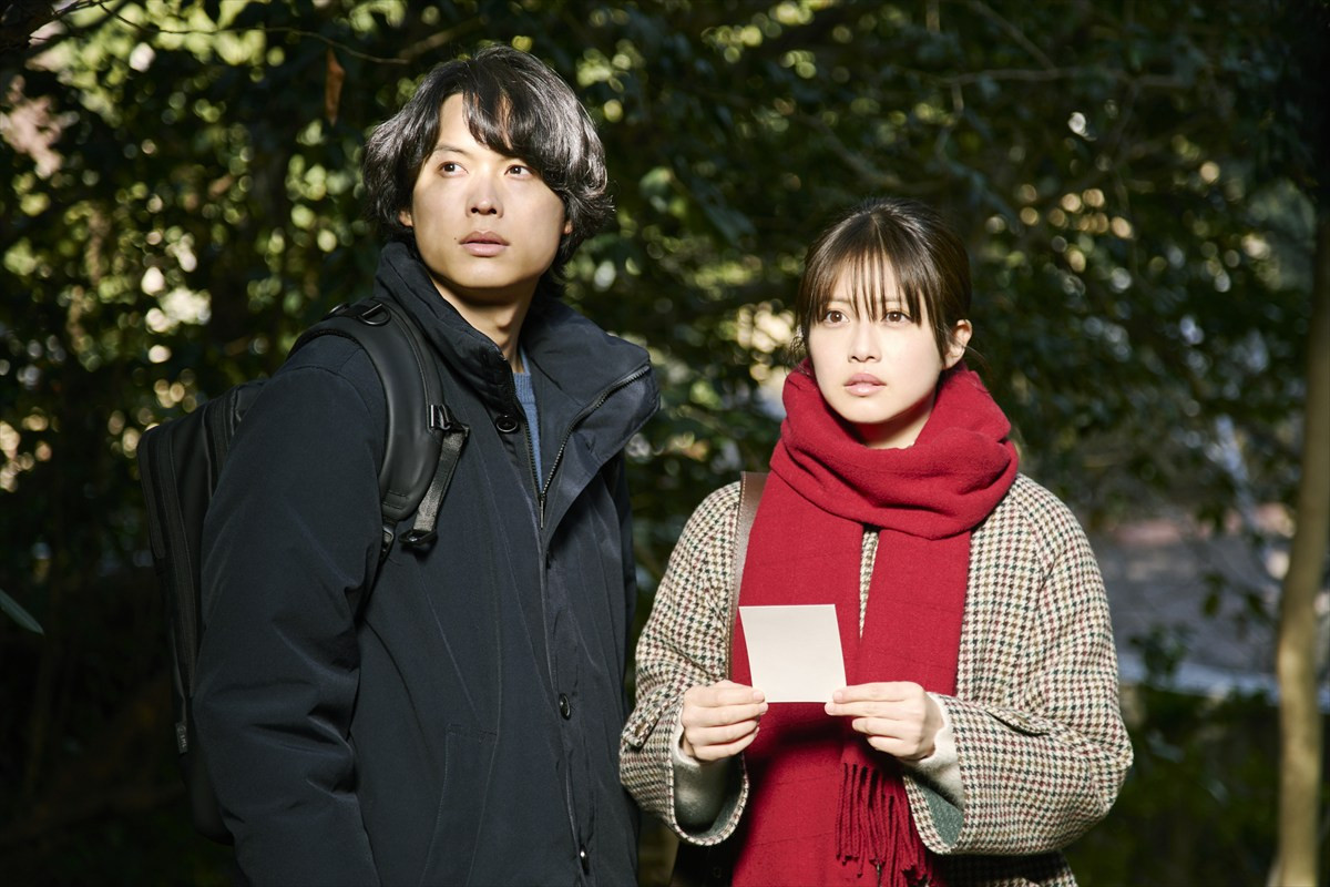 映画『白鳥とコウモリ』場面カット