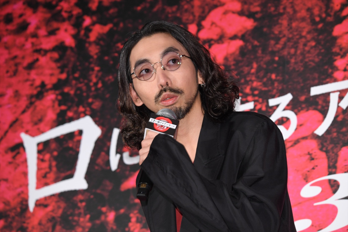 板垣李光人、綱啓永、吉川愛、TAGRIGHT西山智樹らが巨大な口から登場！　『口に関するアンケート』プレミア