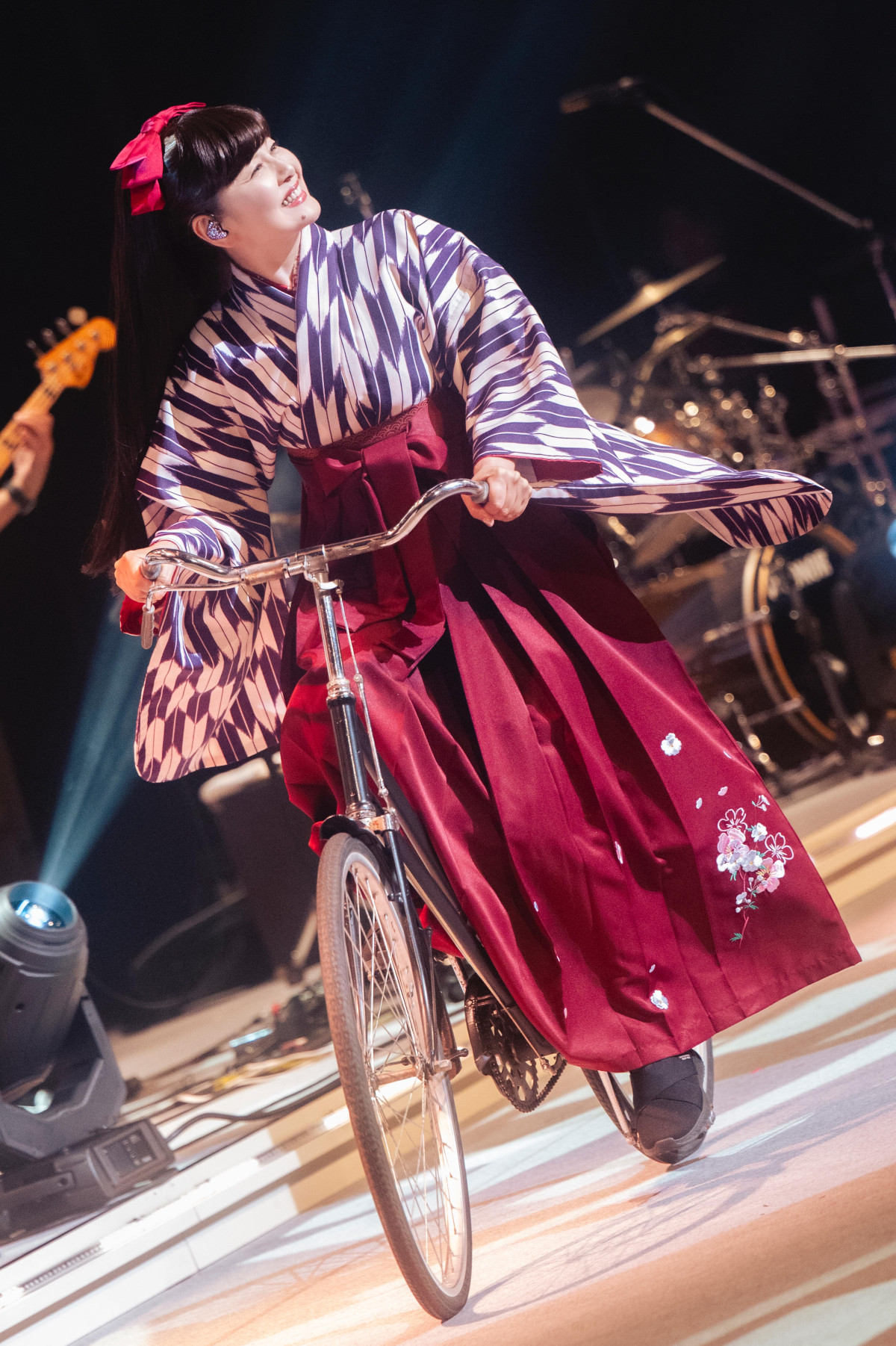 南野陽子40周年ツアー涙と笑顔で完走　「はいからさんが通る」「吐息でネット」ファン大合唱