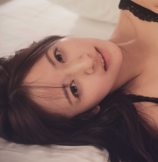 乃木坂46 金川紗耶1st写真集『好きのグラデーション』先行カット