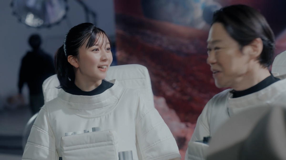 阿部サダヲ＆上白石萌歌『いだてん』以来7年ぶり共演　時代劇とSFで描く新CM＆メイキング解禁