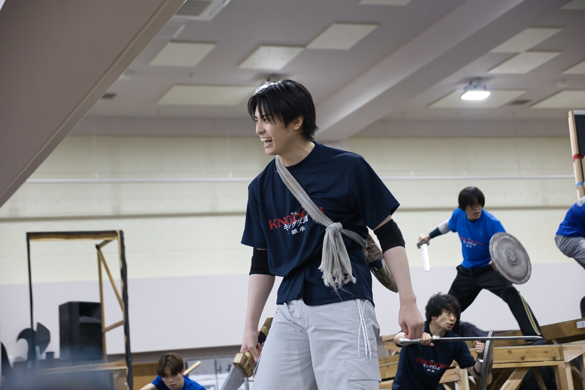三浦宏規＆高野洸、舞台『キングダム』続編に意気込み　“王騎”山口祐一郎のさすがの包容力をカンパニー絶賛！