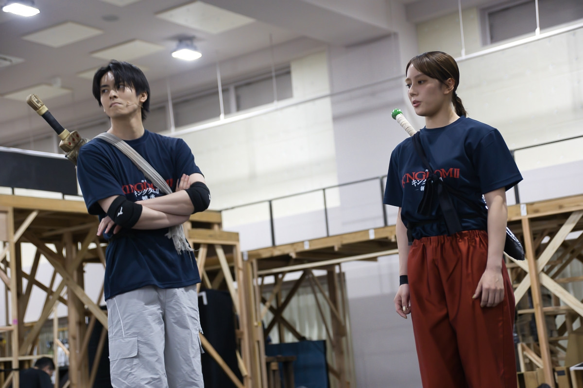 三浦宏規＆高野洸、舞台『キングダム』続編に意気込み　“王騎”山口祐一郎のさすがの包容力をカンパニー絶賛！