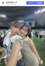 白戸ゆめの、キュートなボーダーノースリーブを披露　※「白戸ゆめの」instagram