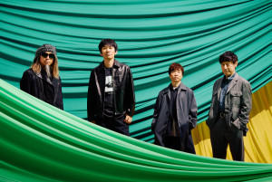 ドラマ『Ｔシャツが乾くまで』主題歌を担当するスピッツ