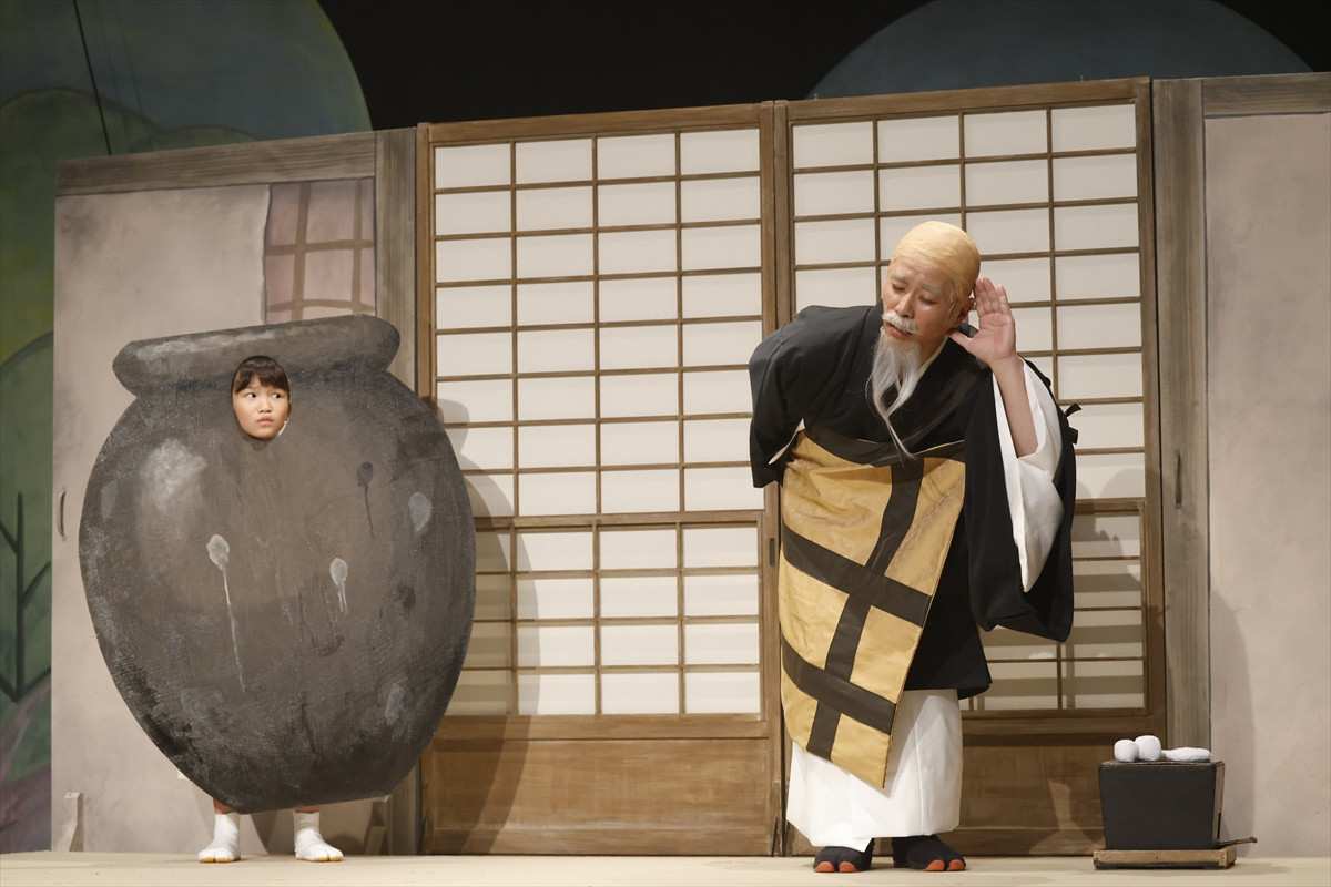 藤原紀香が美しく妖しげな雪女、ののちゃんがやんちゃな小僧を熱演！　「まんが日本昔ばなし」劇場開幕