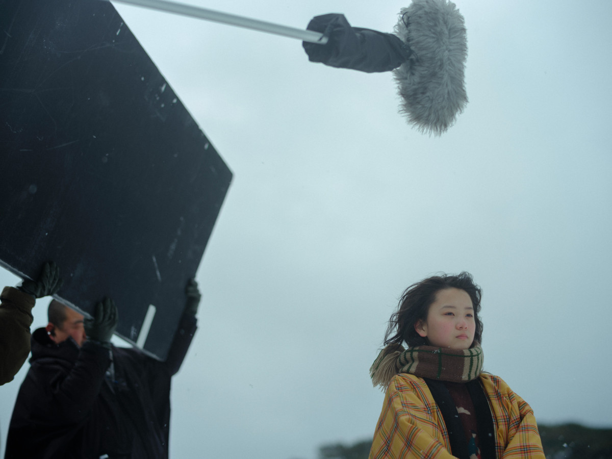 実写映画『ルックバック』出口夏希＆蒔田彩珠らの真剣な眼差し　メイキング写真＆オフショット解禁