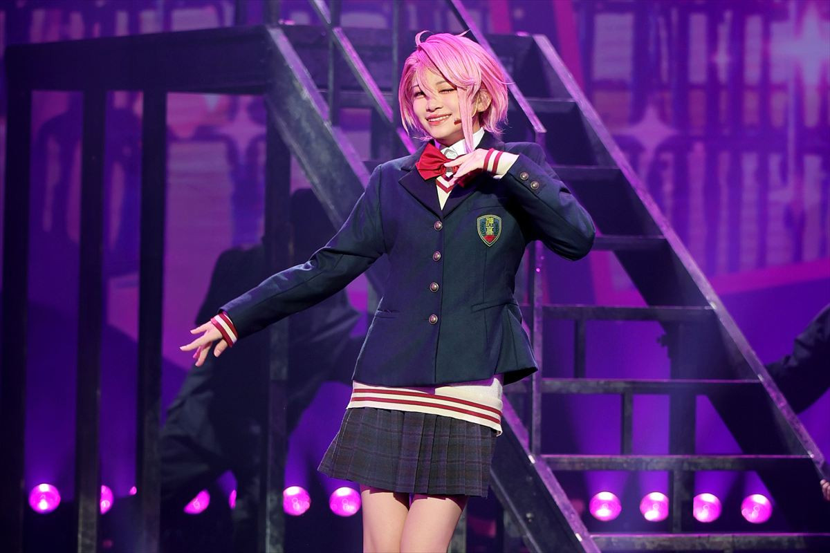 舞台『ダンダダン』開幕！　“モモ” 村山彩希「振り回されて、魅了されて、もっともっと好きになっていただけたら」
