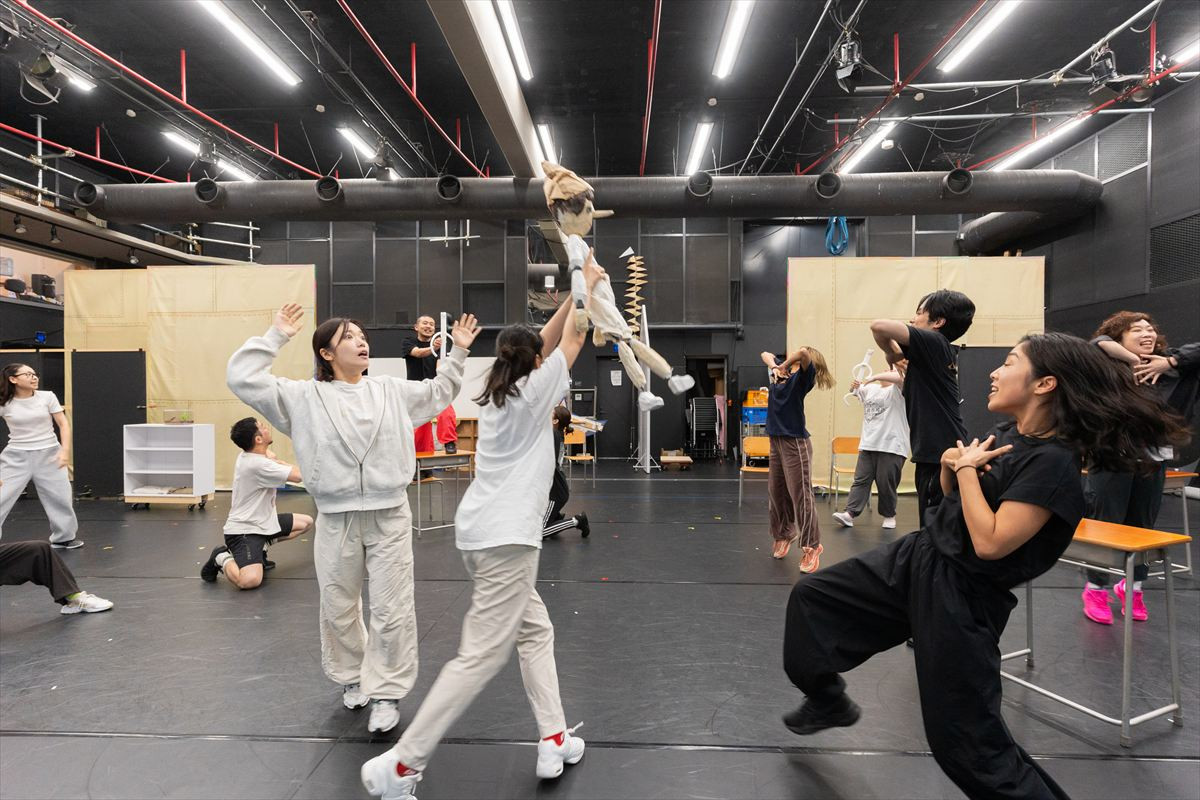 観劇デビューにぴったり！　大人も子どもも楽しめる音楽劇『アヤとピノッキオの冒険』稽古場レポート