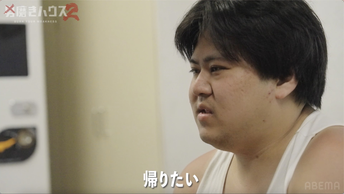 「10年間で500万円」母親が工面　13年間引きこもり男の贅沢すぎる自室