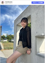脚長っ！　宝持沙那の美脚ショット　※「宝持沙那」Instagram