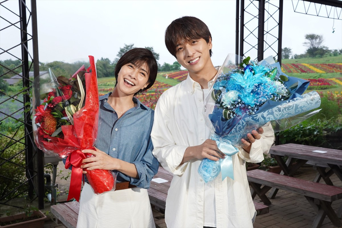ドラマ『ラストノート』クランクアップを迎えた内田有紀＆寺西拓人