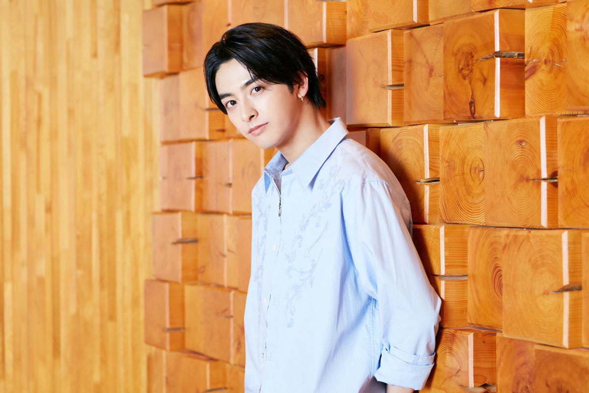 新原泰佑、憧れの寺山修司の世界で新境地挑戦　『ちょっとだけエスパー』で大泉洋から学んだこととは？