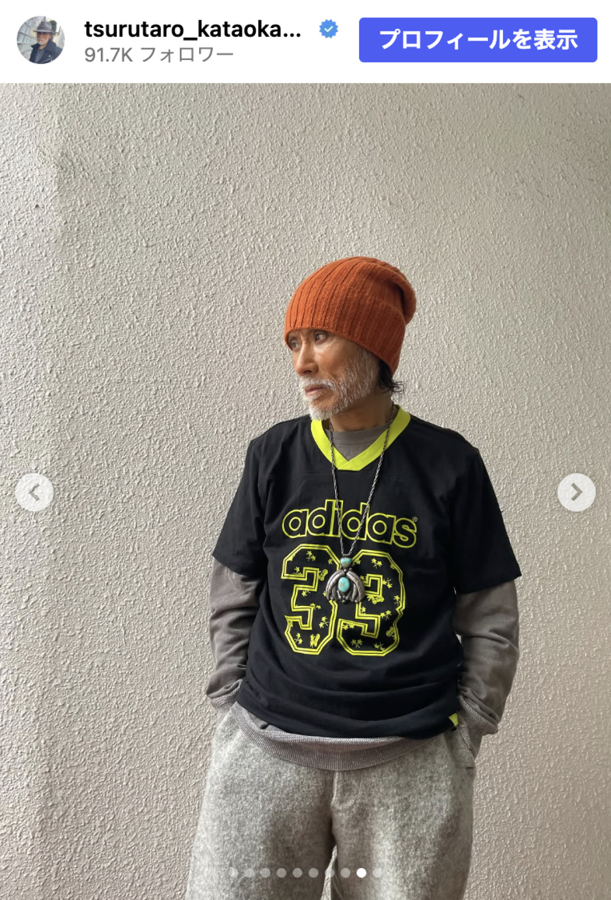 “オシャレすぎる70代”片岡鶴太郎、イケオジスーツ姿に反響「ダンディの極み」