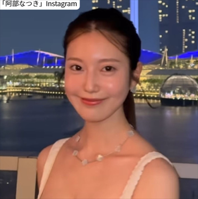 阿部なつき、ソロショット　※「阿部なつき」Instagram