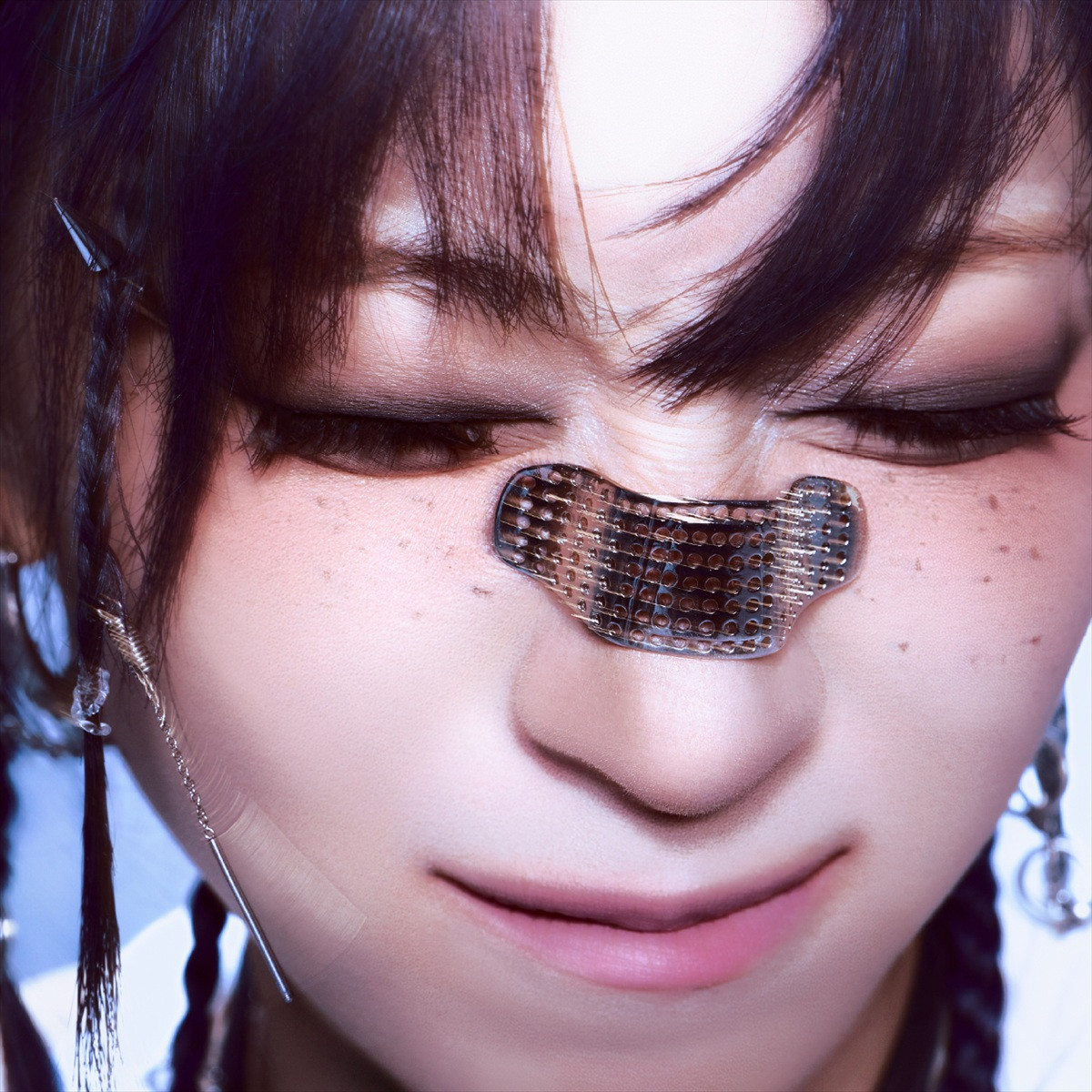 LEE JISOO、全編韓国で撮影のソロデビュー曲「MISMATCH」MV公開