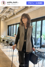 柏木由紀子、秋コーデを披露　※「柏木由紀子」Instagram