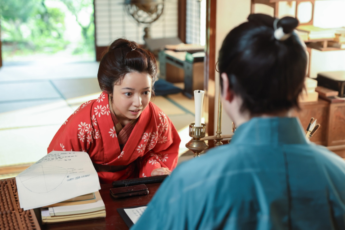 『いろはの恋は時代をかける』初回　一人二役を演じる上白石萌音の演技に反響「魅了される」「さすが」（ネタバレあり）