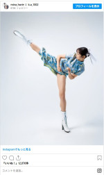 堀江聖夏アナのカッコいいハイキックが炸裂　※「堀江聖夏」インスタグラム