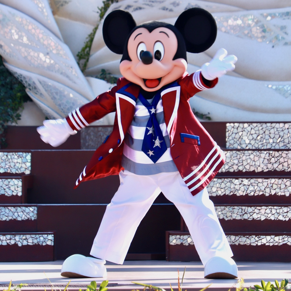 20260113_ステージショー「ダンス・ザ・グローブ！