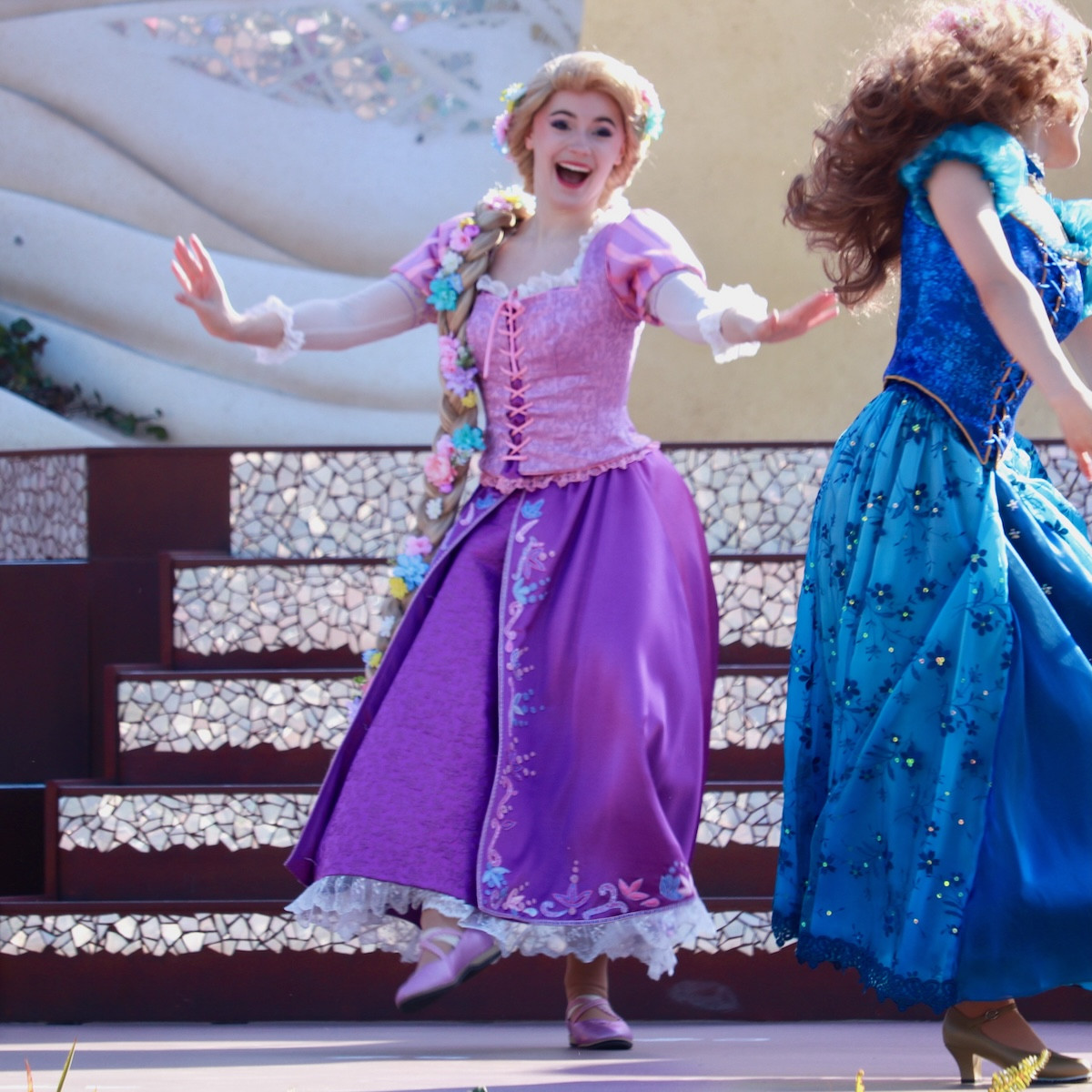 20260113_ステージショー「ダンス・ザ・グローブ！