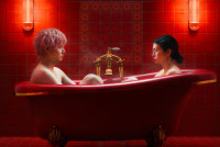 Netflix映画『余命一年、男をかう』場面写真