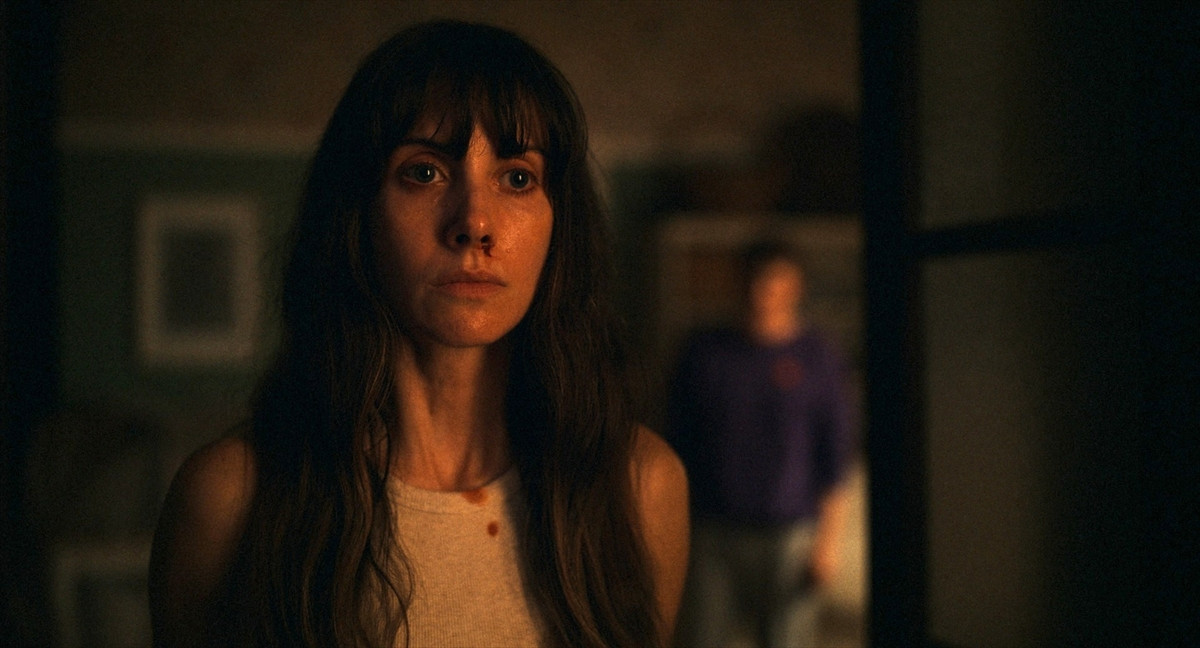 “離れるため”に血みどろになっていく『トゥギャザー』場面写真解禁 「体を密着させたままトイレに」過酷な撮影エピソードも