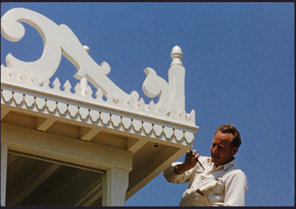 ディズニーランドを創った“職人たち”に迫るドキュメンタリー配信決定！　未公開映像でリアルな舞台裏が蘇る