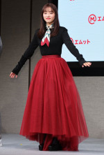 三菱UFJフィナンシャル・グループ「新TVCM発表会」に登壇した石原さとみ