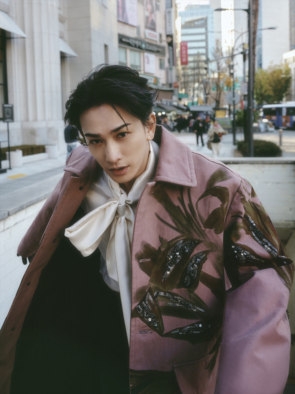 町田啓太『KEITA MACHIDA 15th Anniversary Photobook』より