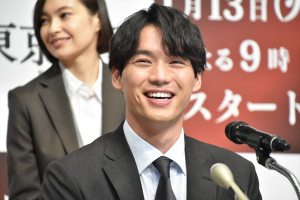 福士蒼汰、ドラマ『東京P.D. 警視庁広報２係』制作発表に登場