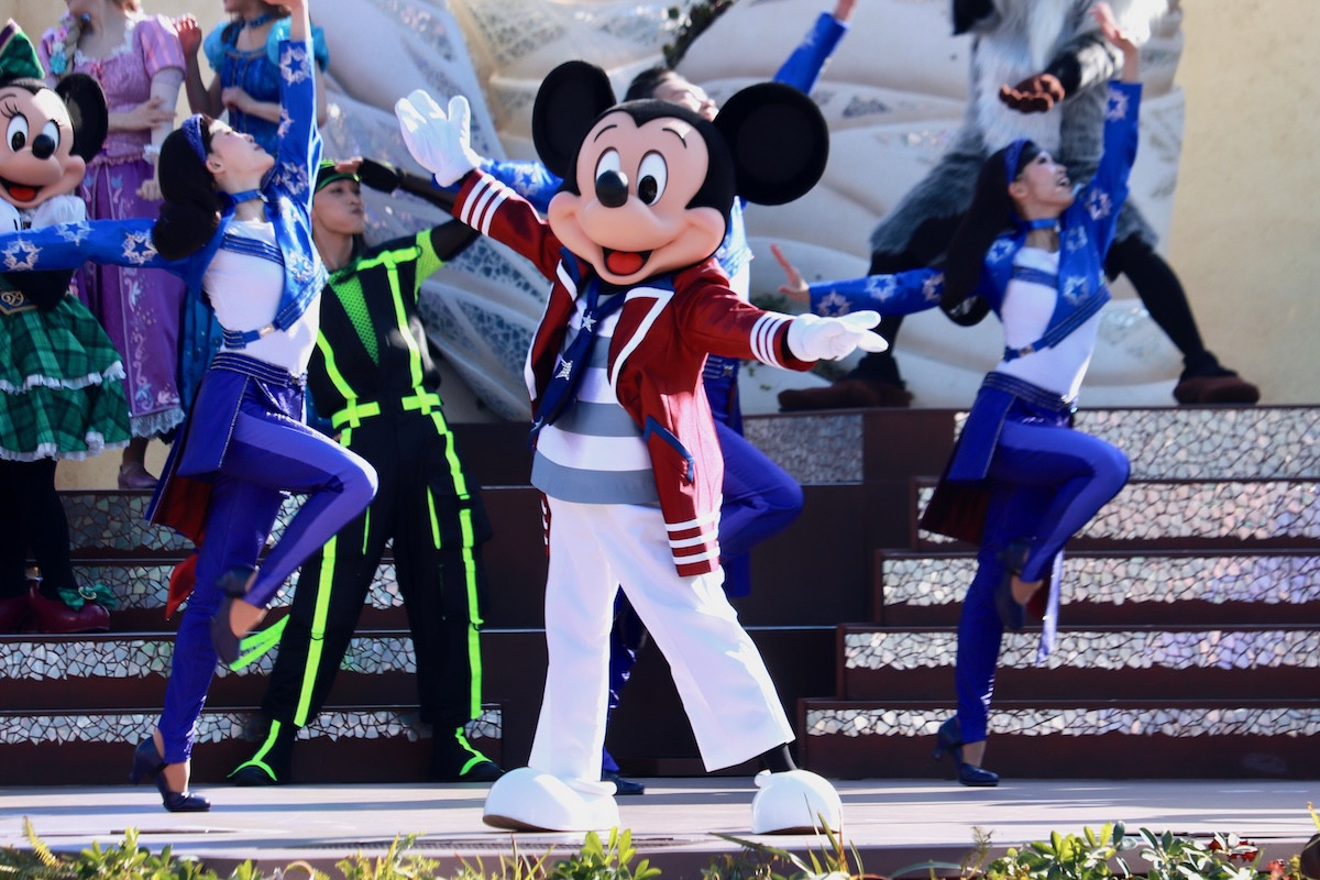 20260113_ステージショー「ダンス・ザ・グローブ！