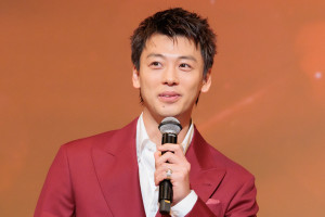 「第50回エランドール賞」授賞式に登壇した竹内涼真