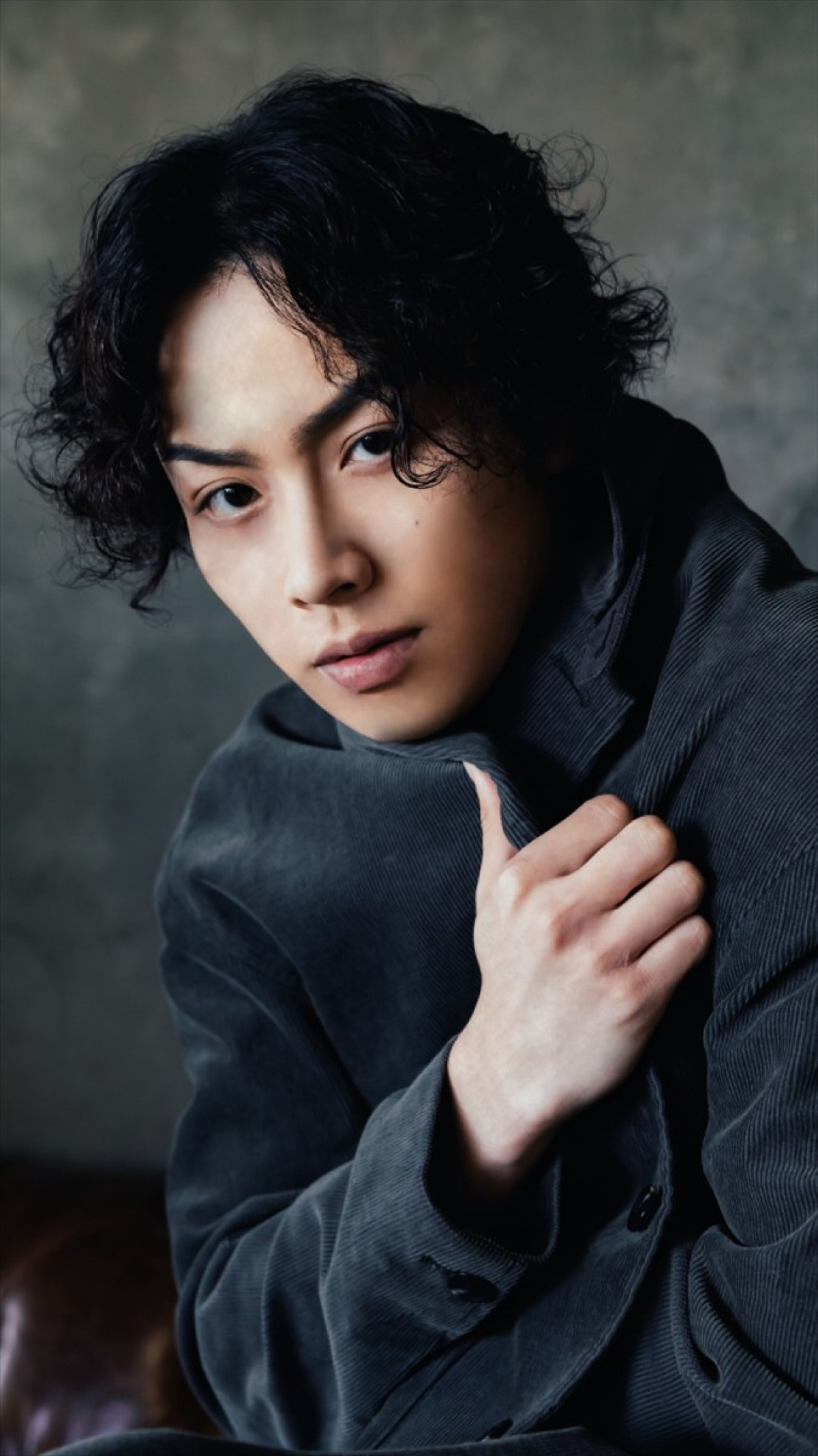 伊藤あさひが舞台初主演　「ONLY SILVER FISH」シリーズ第5弾音楽劇『OLD WATERCOLOR FISH』2026年5月上演決定