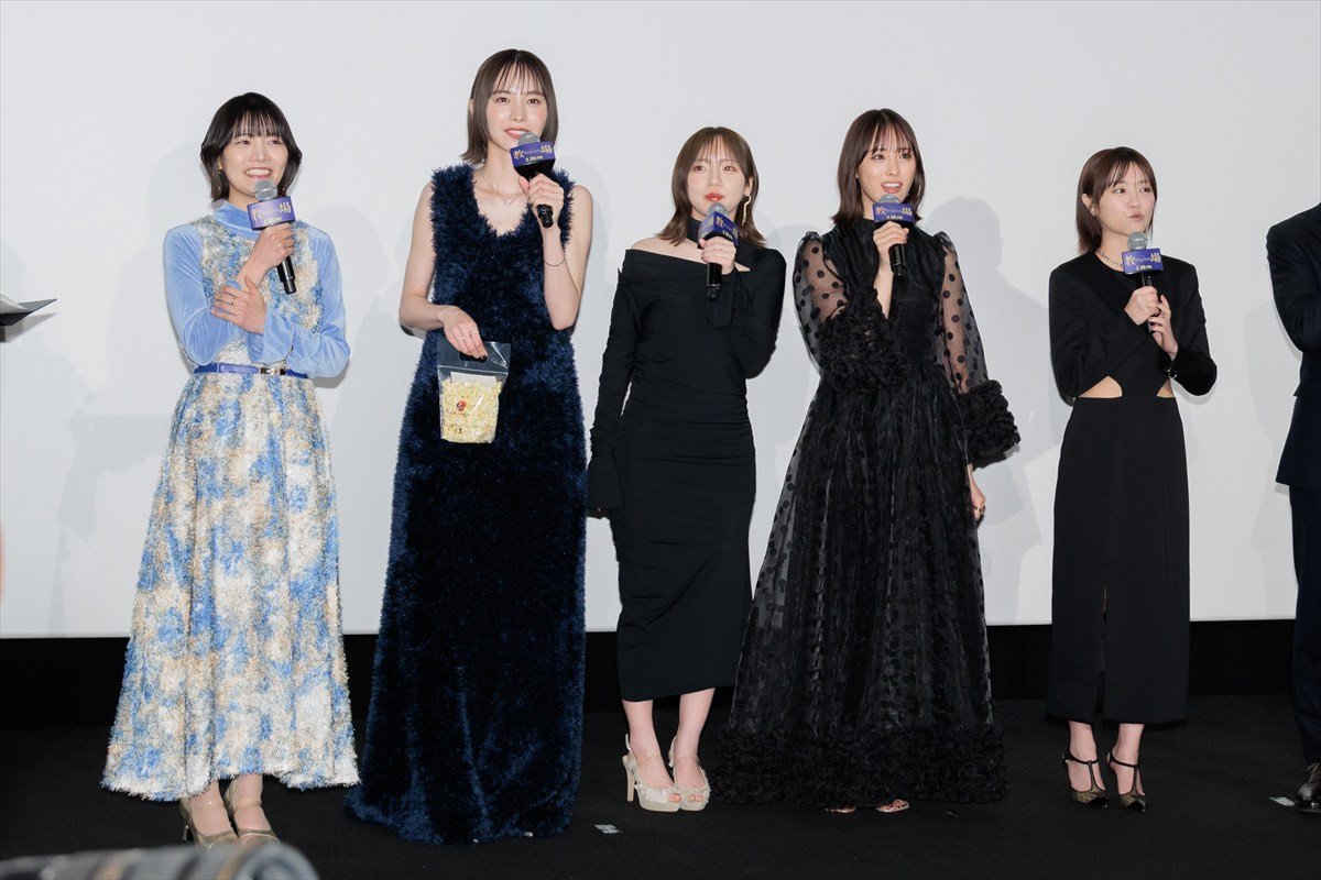 木村拓哉、『教場』舞台あいさつでポップコーン配るサプライズ　急接近に歓声