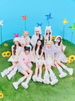 映画『スペシャルズ』の挿入歌の1つ「Pinky Lady」を担当するUNIS