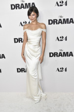 ゼンデイヤ、新作映画『THE DRAMA（原題）』LAプレミアに登場