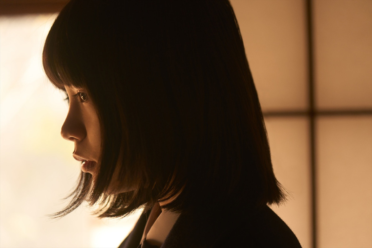 綾瀬はるかが涙…『人はなぜラブレターを書くのか』場面写真解禁　ヒゲダンとの対談映像も近日公開