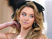 伝記映画に主演するシドニー・スウィーニー、キム・ノヴァクから非難される